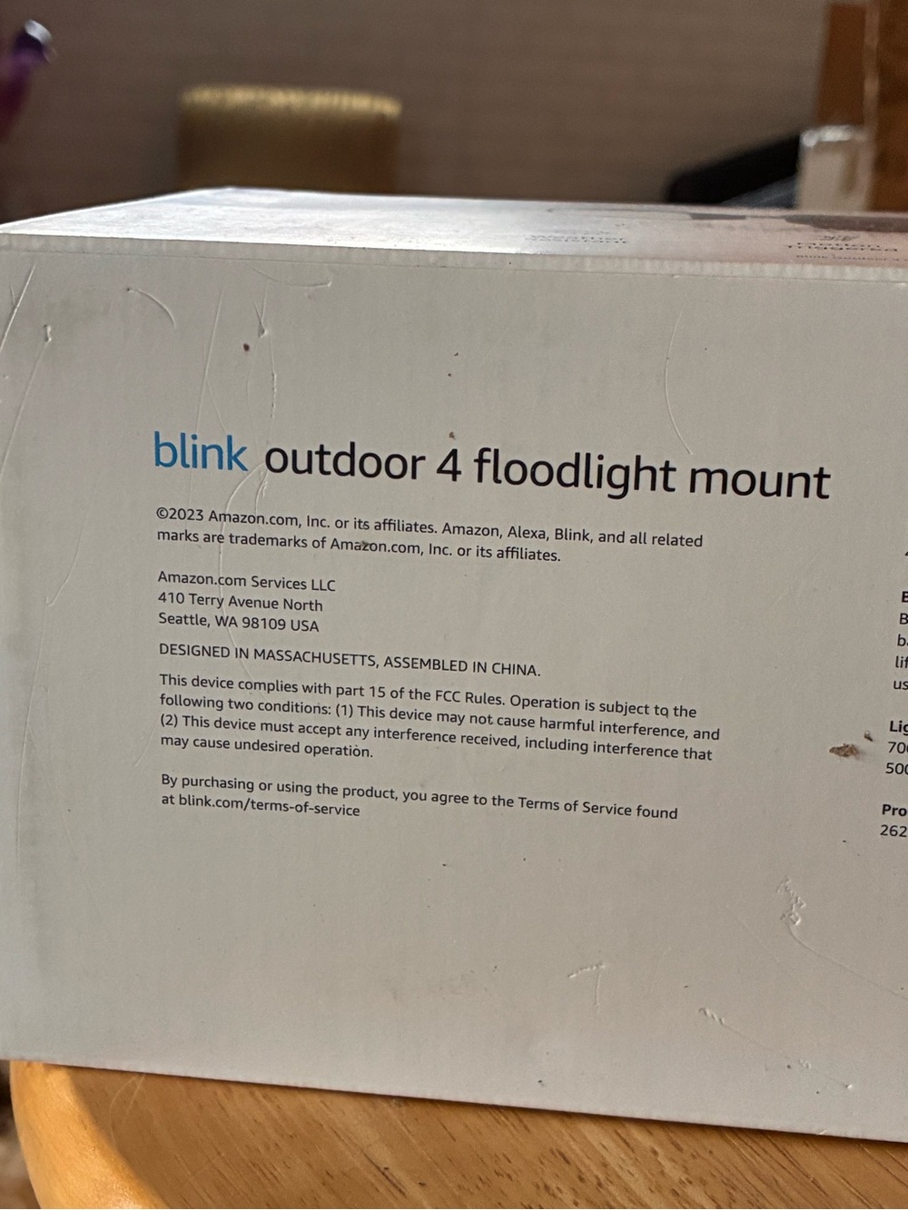 Blink Outdoor Floodlight Mount Wire-free, 700 lumens 2-yr battery NIB - Picture 8 of 11